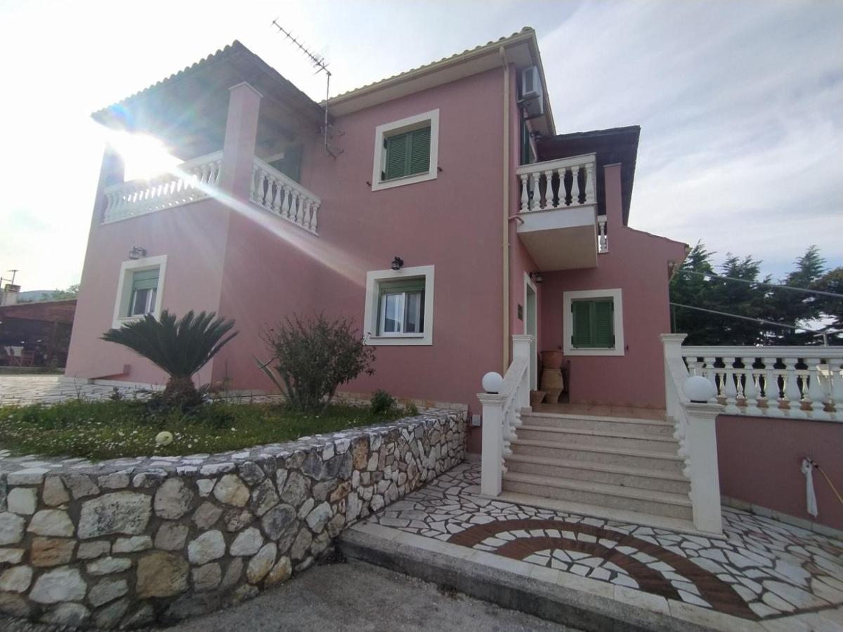 Iliachtides Villas Karavómilosz Kültér fotó