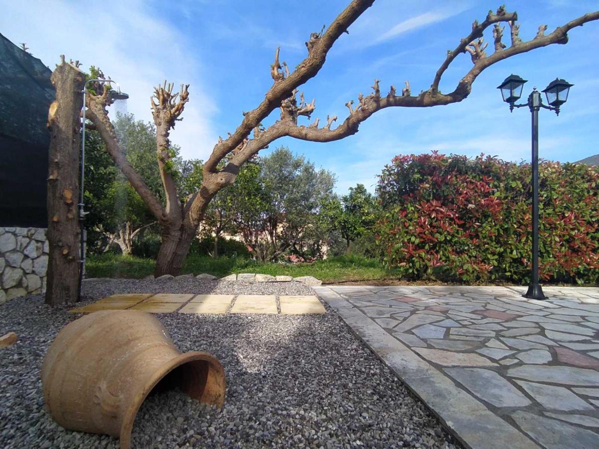 Iliachtides Villas Karavómilosz Kültér fotó