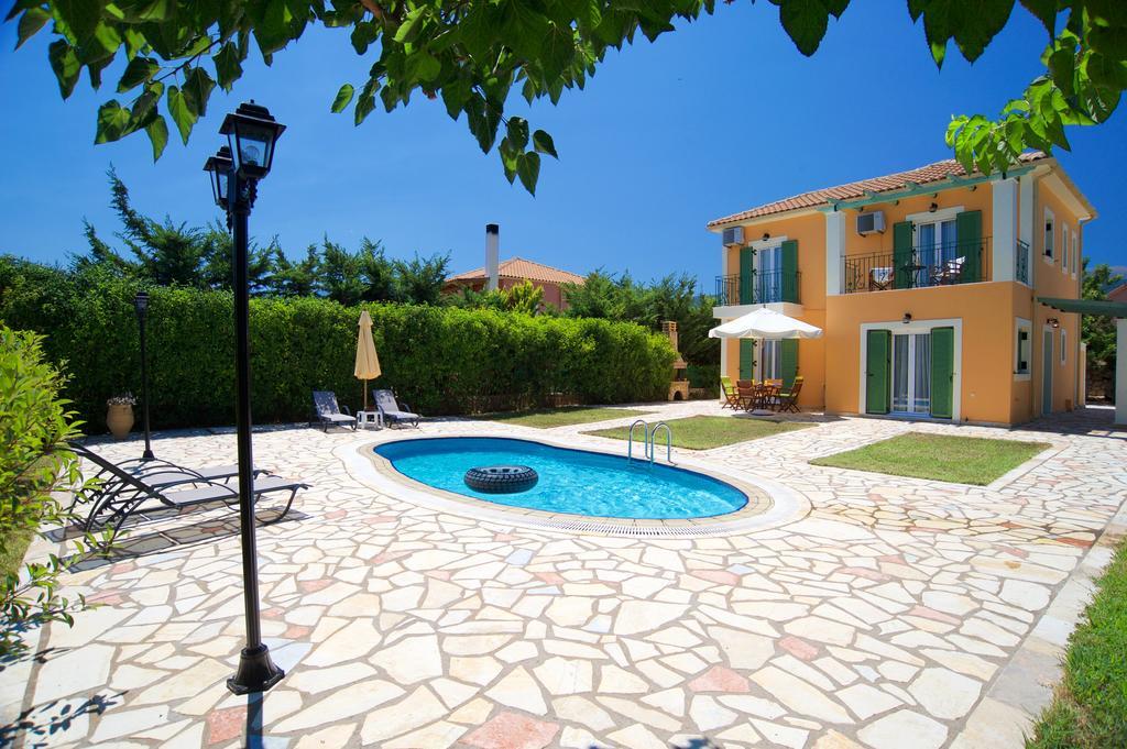 Iliachtides Villas Karavómilosz Kültér fotó