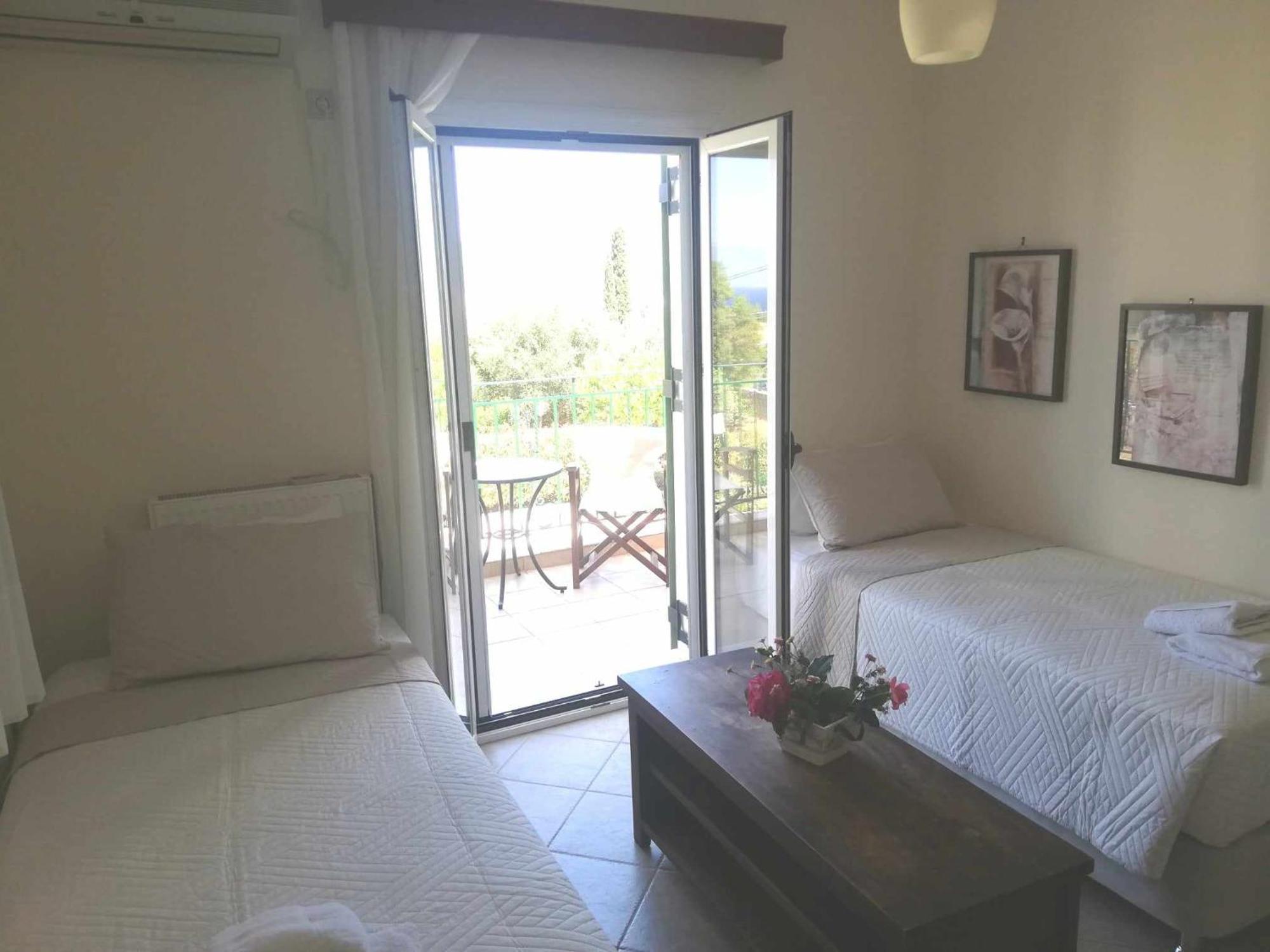 Iliachtides Villas Karavómilosz Kültér fotó