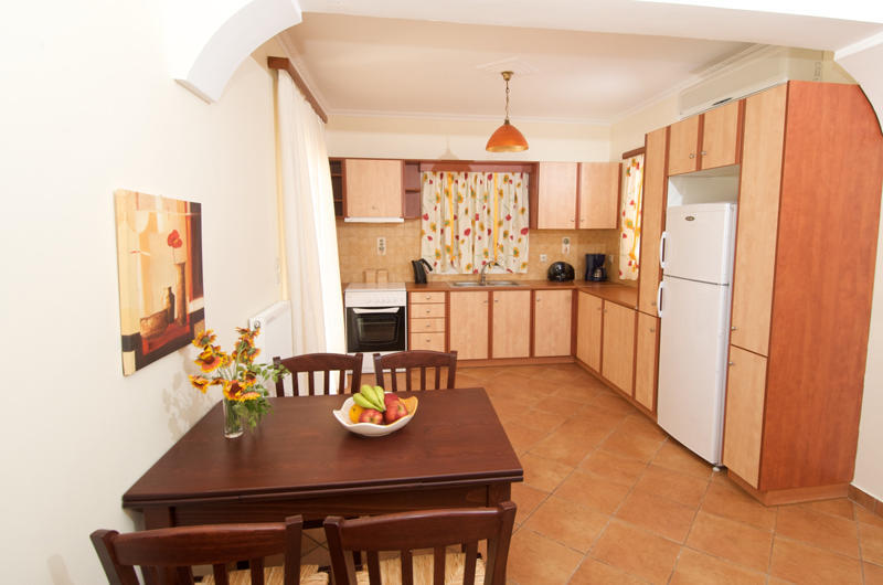 Iliachtides Villas Karavómilosz Szoba fotó